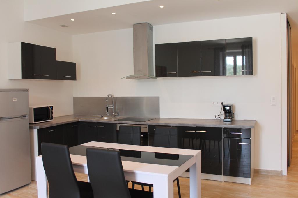 Les Appartements Du Port Бонифачо Экстерьер фото