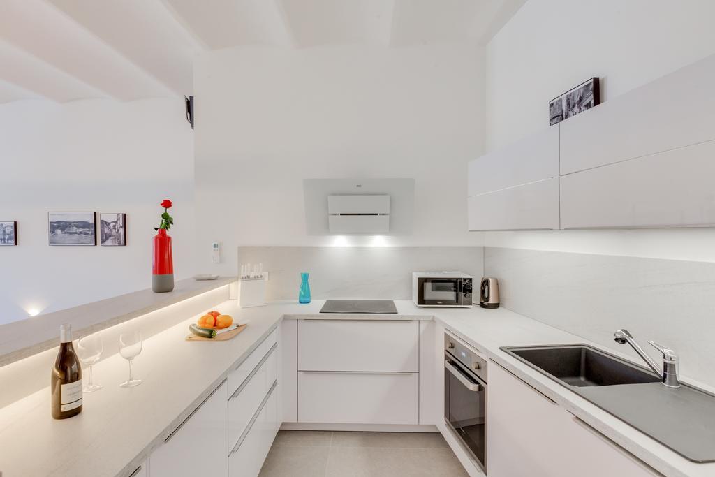 Les Appartements Du Port Бонифачо Экстерьер фото