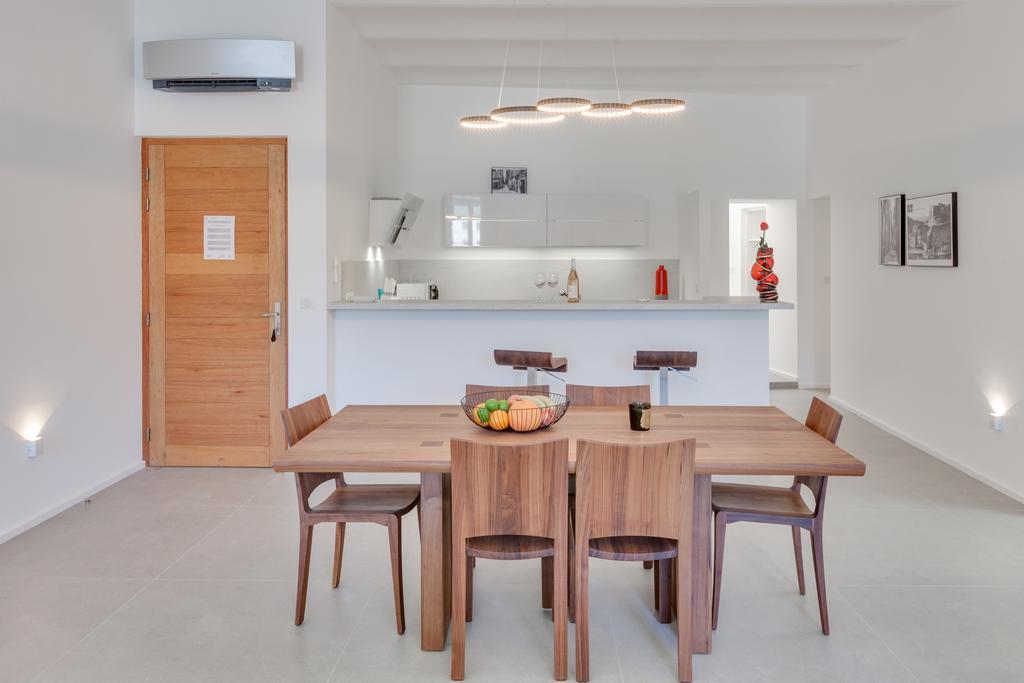 Les Appartements Du Port Бонифачо Экстерьер фото