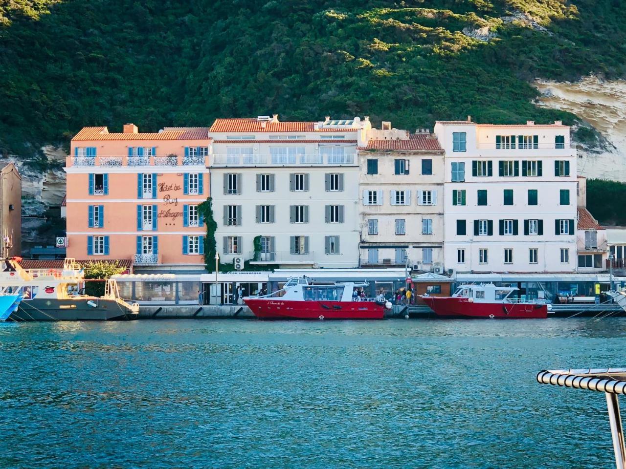Les Appartements Du Port Бонифачо Экстерьер фото